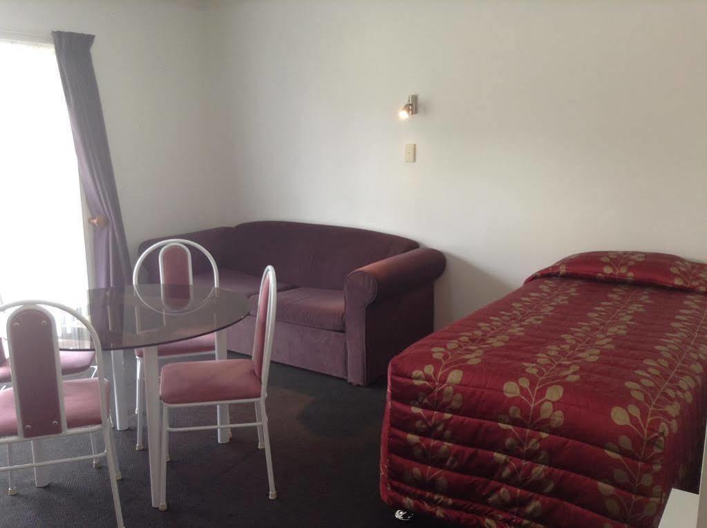 Motel Rose Court