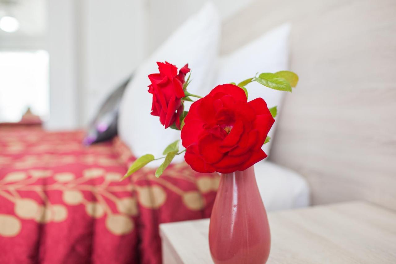 Motel Rose Court 4*