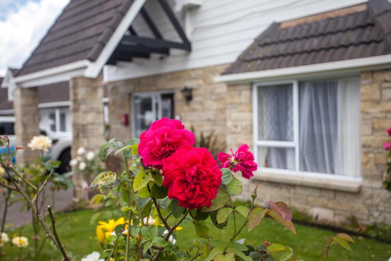 Rose Court Motel 4*